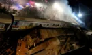 Гърция в траур: Расте броят на жертвите и пострадалите при тежката влакова катастрофа, има двама ранени българи (ВИДЕО/СНИМКИ) - Снимка 2 - Tribune.bg