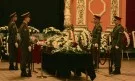 Стотици казаха сбогом на Красимир Узунов, погребват създателя на Фокус с военни почести