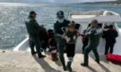 Акция в Черно море: Граничари спасиха 38 бежанци, сред които и бебе, пътуващи с лодка (СНИМКИ)