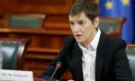 Ана Бърнабич обвини опозицията, че политизира масовите убийства в Сърбия, за да атакува президента