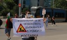 Старт на „голямото блокиране“: Шепа протестиращи спират движението на ключови кръстовища в столицата - Снимка 4 - Tribune.bg