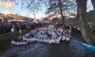 Калофер спази традицията: Леденото хоро се изви в Тунджа - Снимка 3 - Tribune.bg