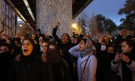 Протест в Иран заради свалянето на украинския самолет - Снимка 3 - Tribune.bg