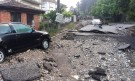 След потопа в Котел – наводнени имоти и щети по инфраструктурата (ГАЛЕРИЯ) - Снимка 9 - Tribune.bg