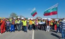 Блокади и протести на пътните строители в страната: Няма ли пари-загиваме (СНИМКИ) - Снимка 4 - Tribune.bg