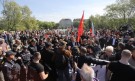 Бой пред паметника на Съветската армия, на място е и Митрофанова (СНИМКИ) - Снимка 6 - Tribune.bg